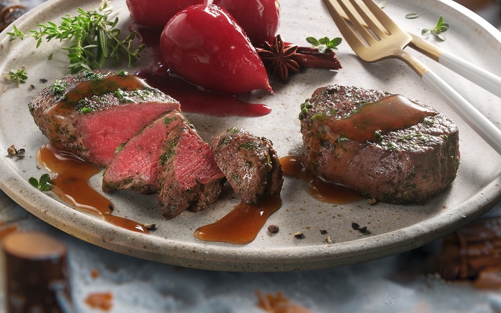 Steaks de cerf marinés aux herbes (Numéro d’article 03864)